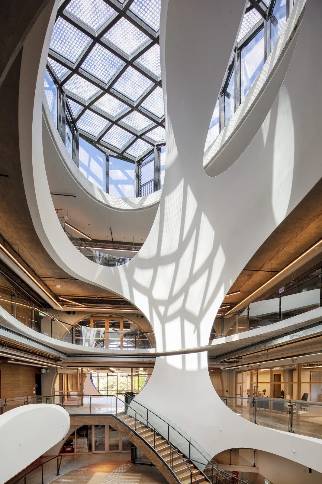 BIM建筑|‘半成品’建筑：圣基尔达，维多利亚傲娇中心 / BAU+Grant Amon