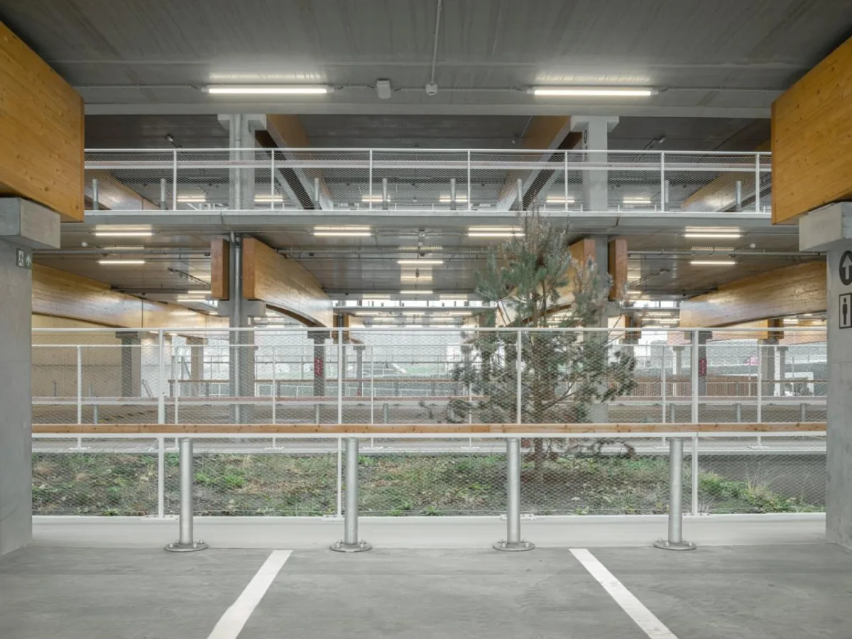 BIM建筑|Park+Ride新模式，私人交通+公交交通 / HUB