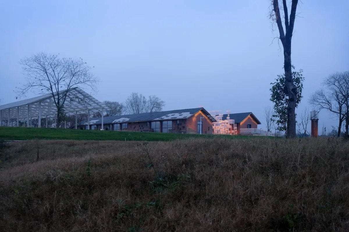 BIM建筑|青龙湖·漂浮种子：自我更新 / 小隐建筑事务所