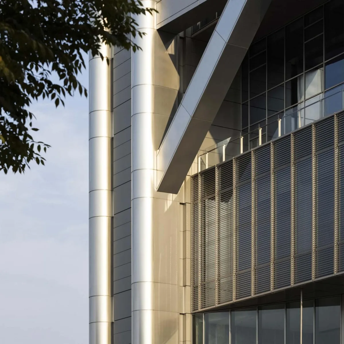 BIM建筑|双擎大厦：瑞丰数字金融中心 / UUA建筑师事务所