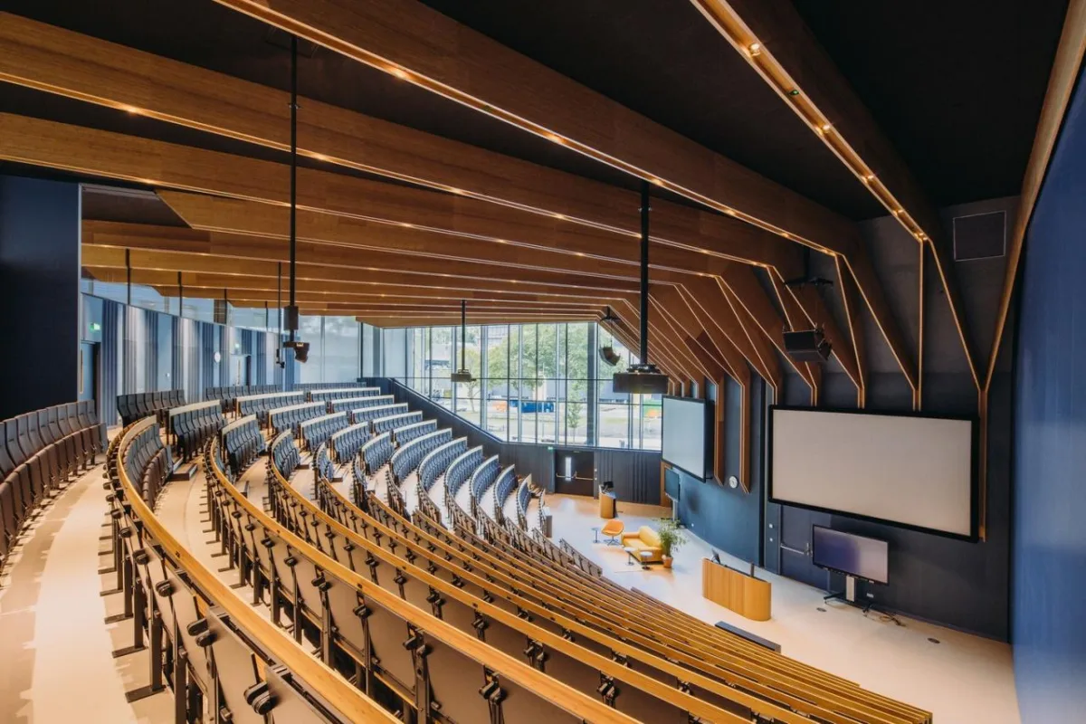 BIM建筑|荷兰代尔夫特理工大学新型能源再生跨学科教学楼 / UNStudio