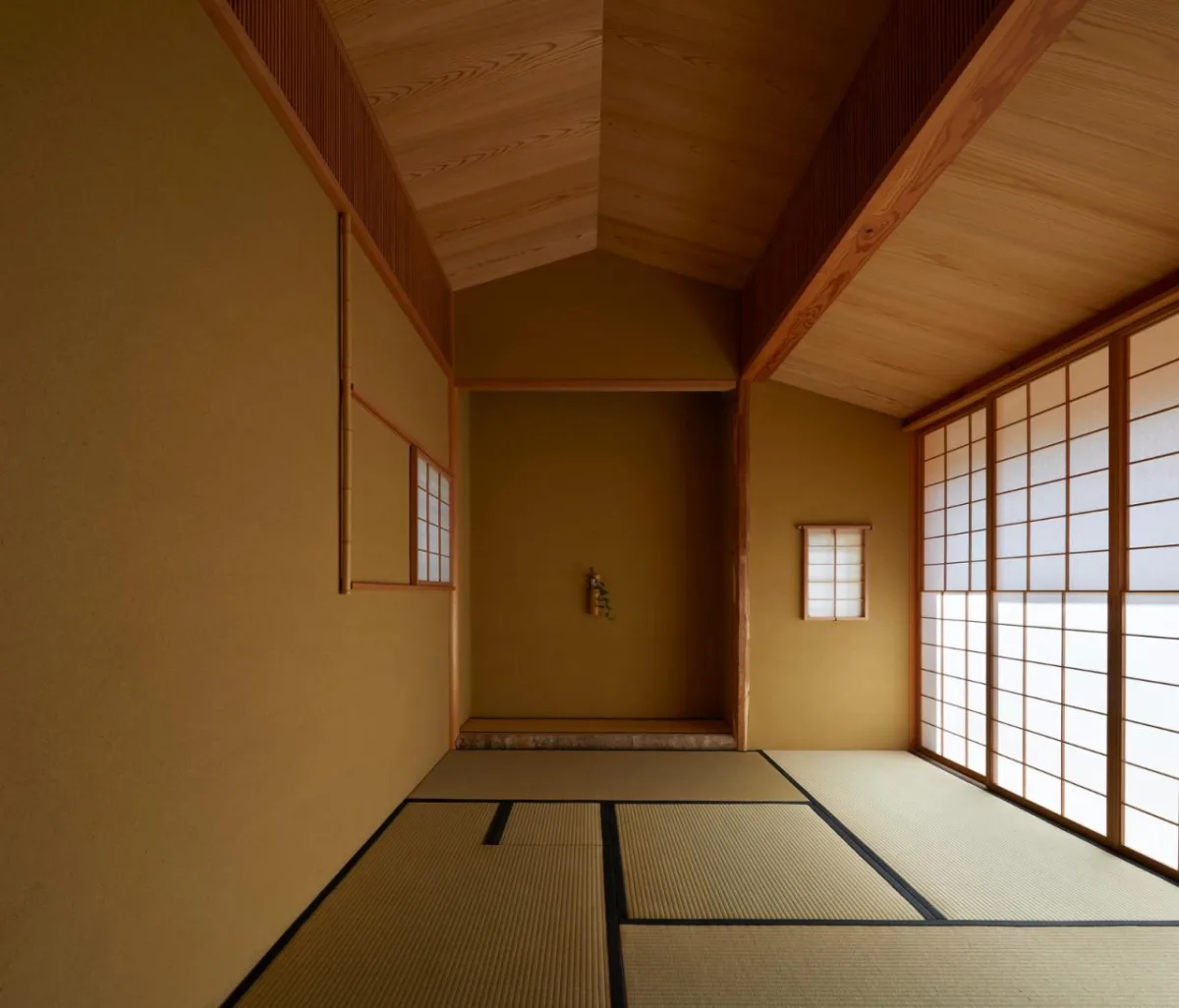 BIM建筑|屋顶相叠的下鸭之家 / 畑友洋建筑设计事务所