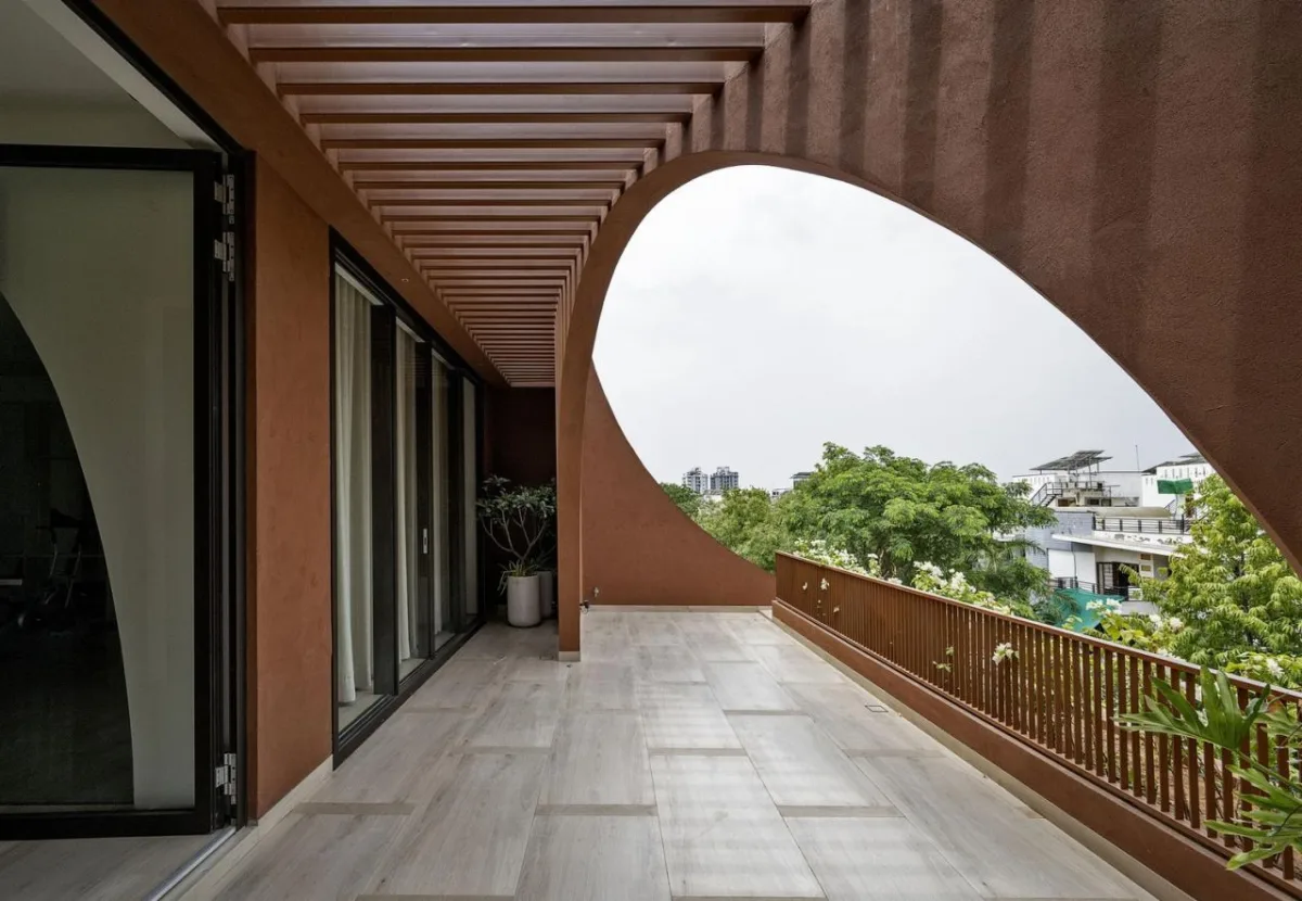 BIM建筑| 拱形的未来之家 / Sanjay Puri Architects