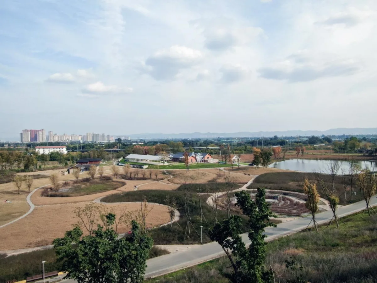 BIM建筑|青龙湖·漂浮种子：自我更新 / 小隐建筑事务所