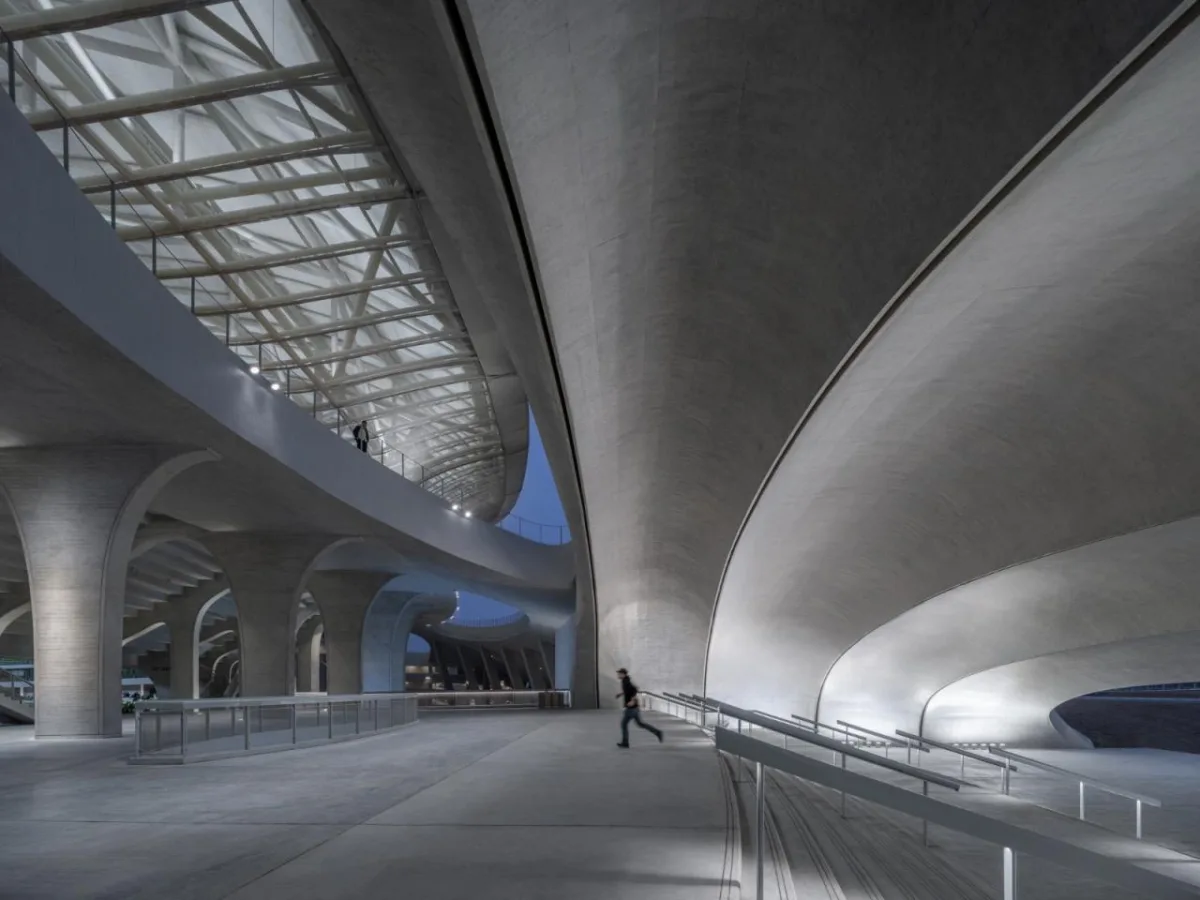 BIM建筑|全球最大覆土建筑群设计：“消失的体育场”/ MAD马岩松