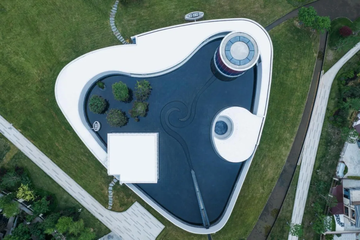 BIM建筑|独白美术馆 / Wutopia Lab