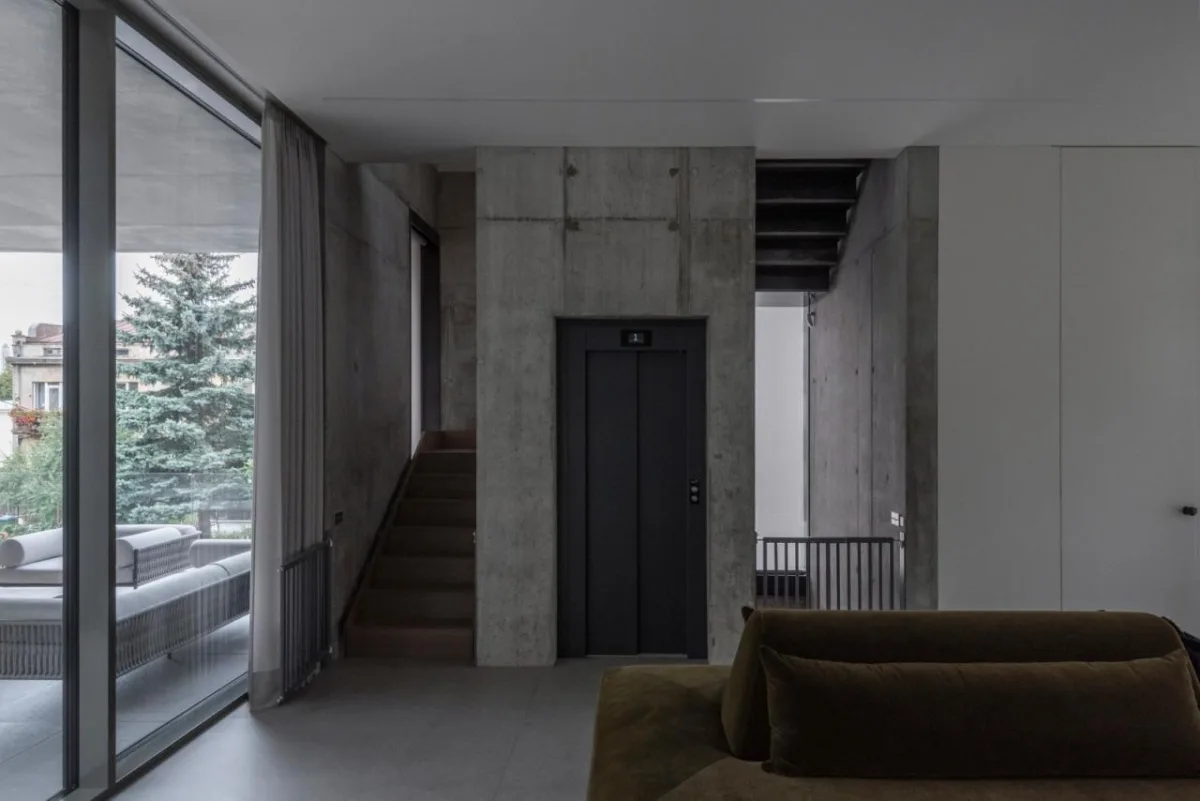 BIM建筑|现代主义混凝土住宅，考纳斯之家 / Architectural Bureau G.Natkevicius & Partners