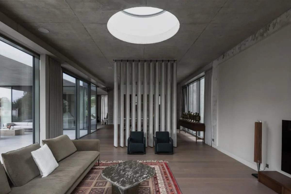 BIM建筑|现代主义混凝土住宅，考纳斯之家 / Architectural Bureau G.Natkevicius & Partners