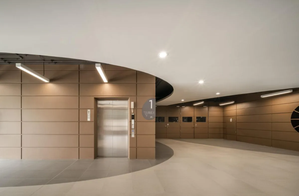 BIM建筑|扇形展开，泰国吞武里校园 SISB / Plan Architect