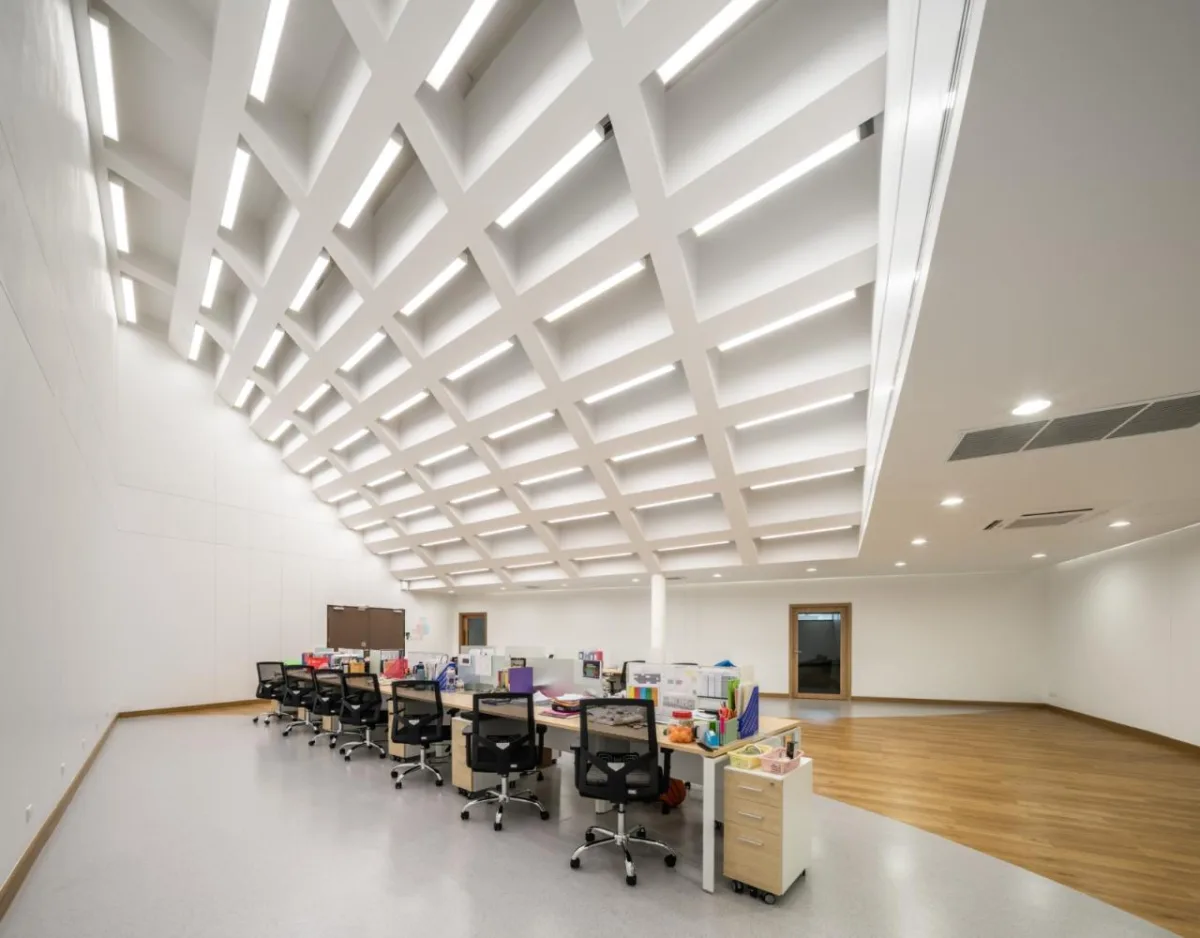 BIM建筑|扇形展开，泰国吞武里校园 SISB / Plan Architect