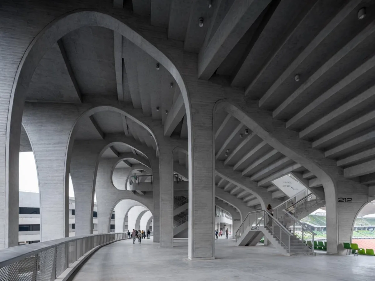 BIM建筑|全球最大覆土建筑群设计：“消失的体育场”/ MAD马岩松