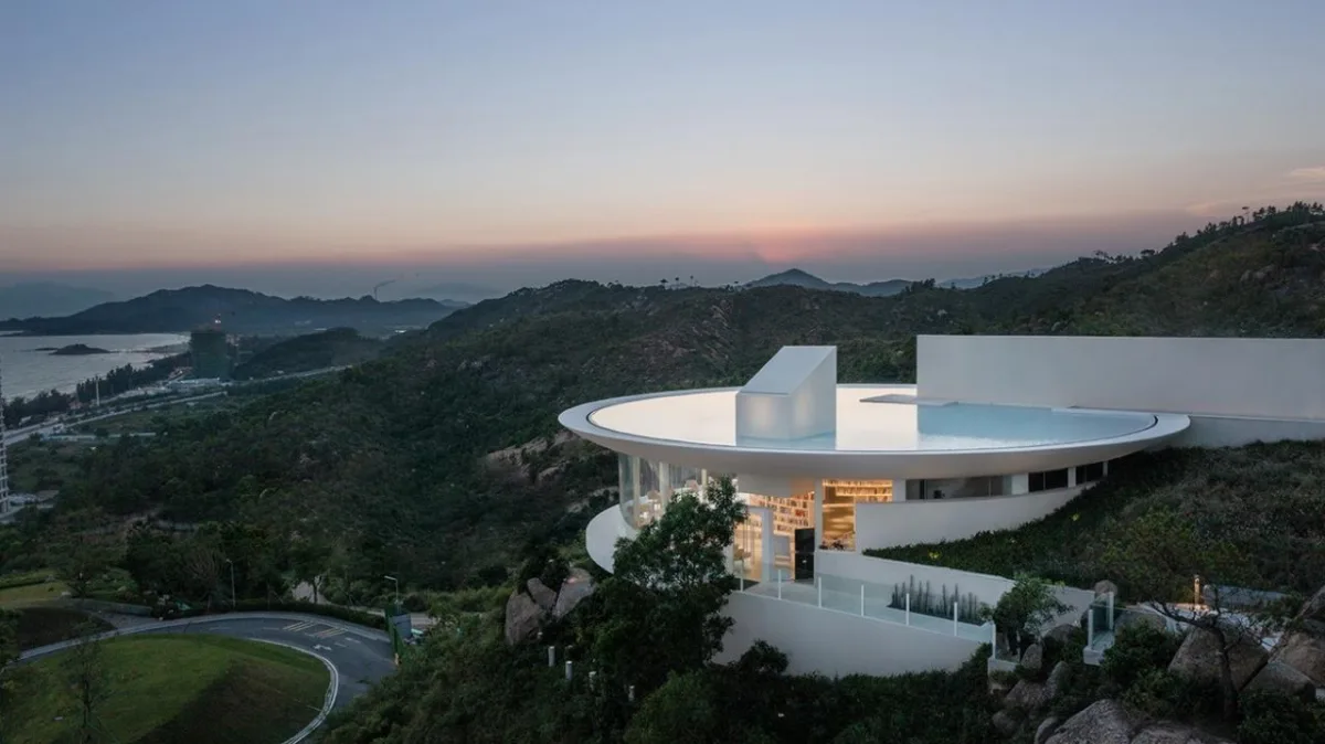 BIM建筑|悬崖上的海边书屋：惠州双月湾一滴水图书馆 / 三文建筑