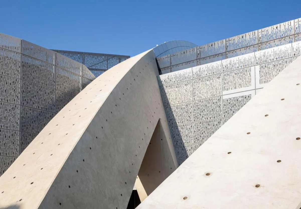 BIM建筑|南非德班基督教中心 / Elphick Proome Architects