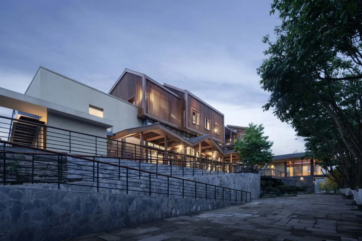 BIM建筑|明月湖沙金小学改造 / 重庆悦集建筑设计事务所
