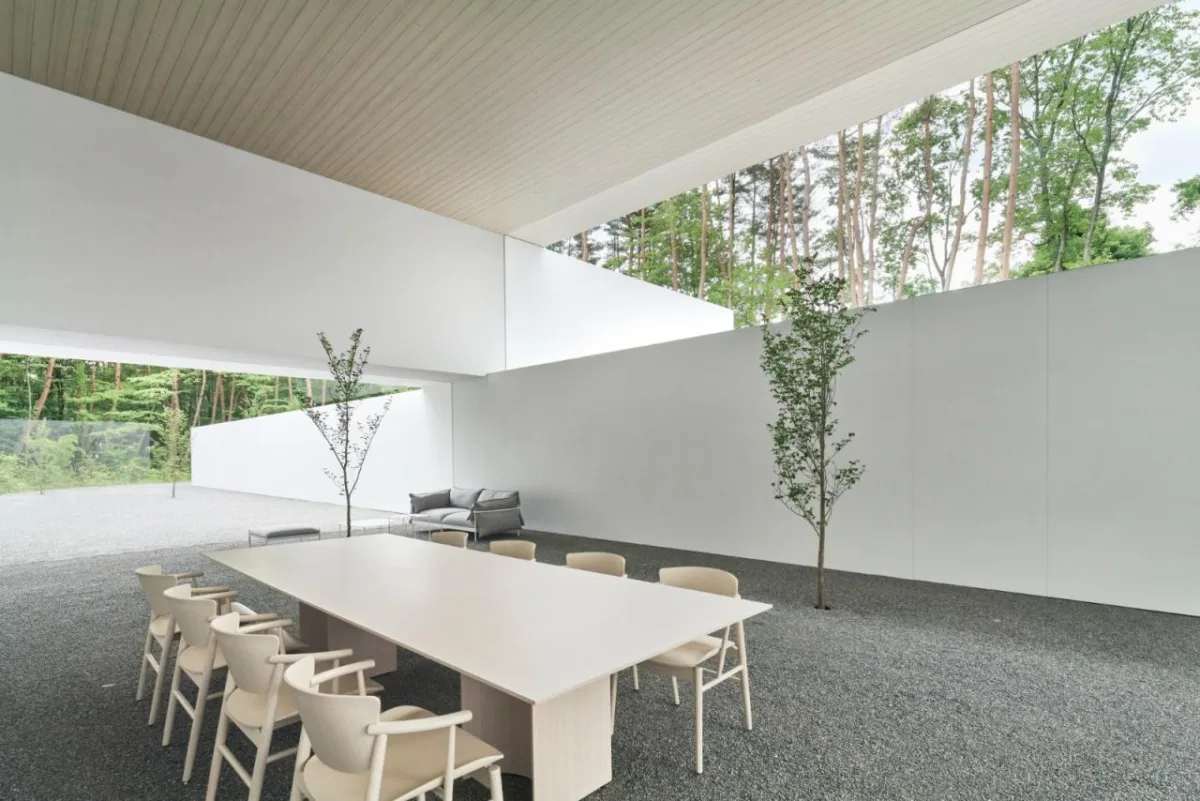 BIM建筑|日本长野极简酒店 Culvert，预制混凝土隧道 / nendo