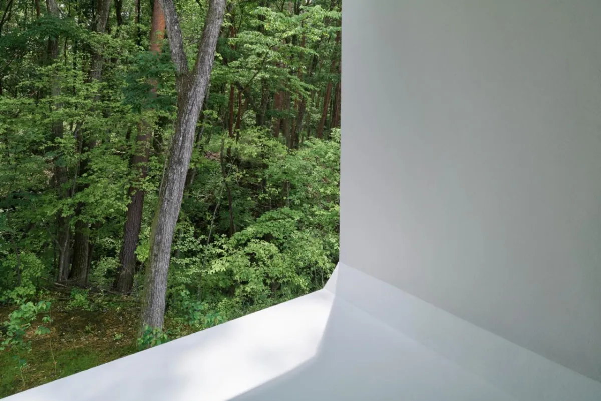 BIM建筑|日本长野极简酒店 Culvert，预制混凝土隧道 / nendo