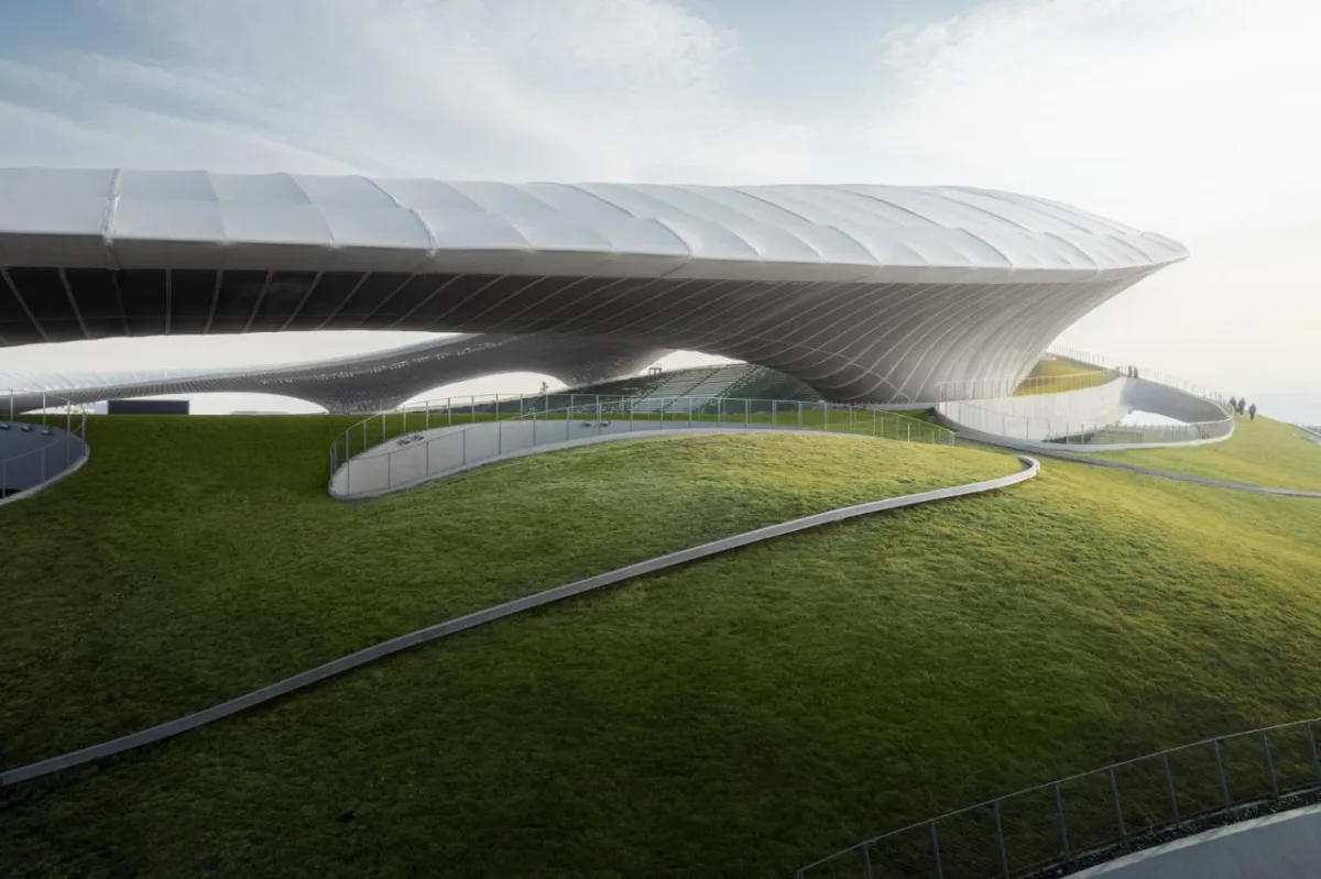 BIM建筑|全球最大覆土建筑群设计：“消失的体育场”/ MAD马岩松