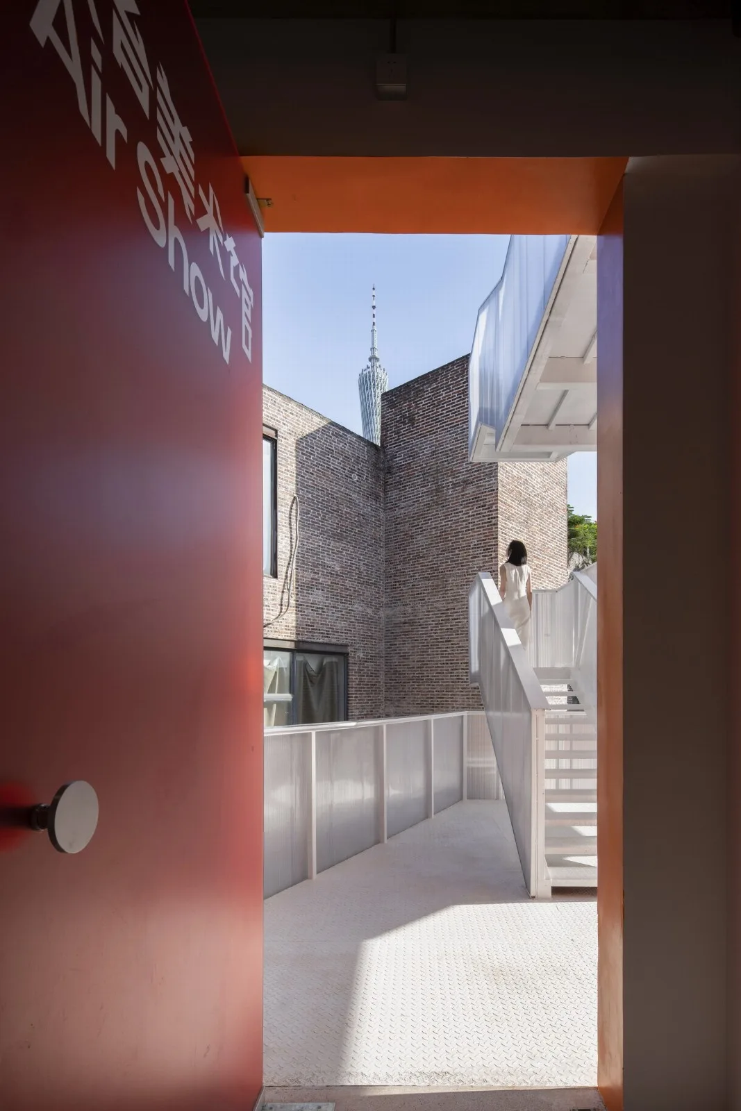BIM建筑|工业遗址世界里的橙色糖果-未来社HOUSE / Wutopia Lab