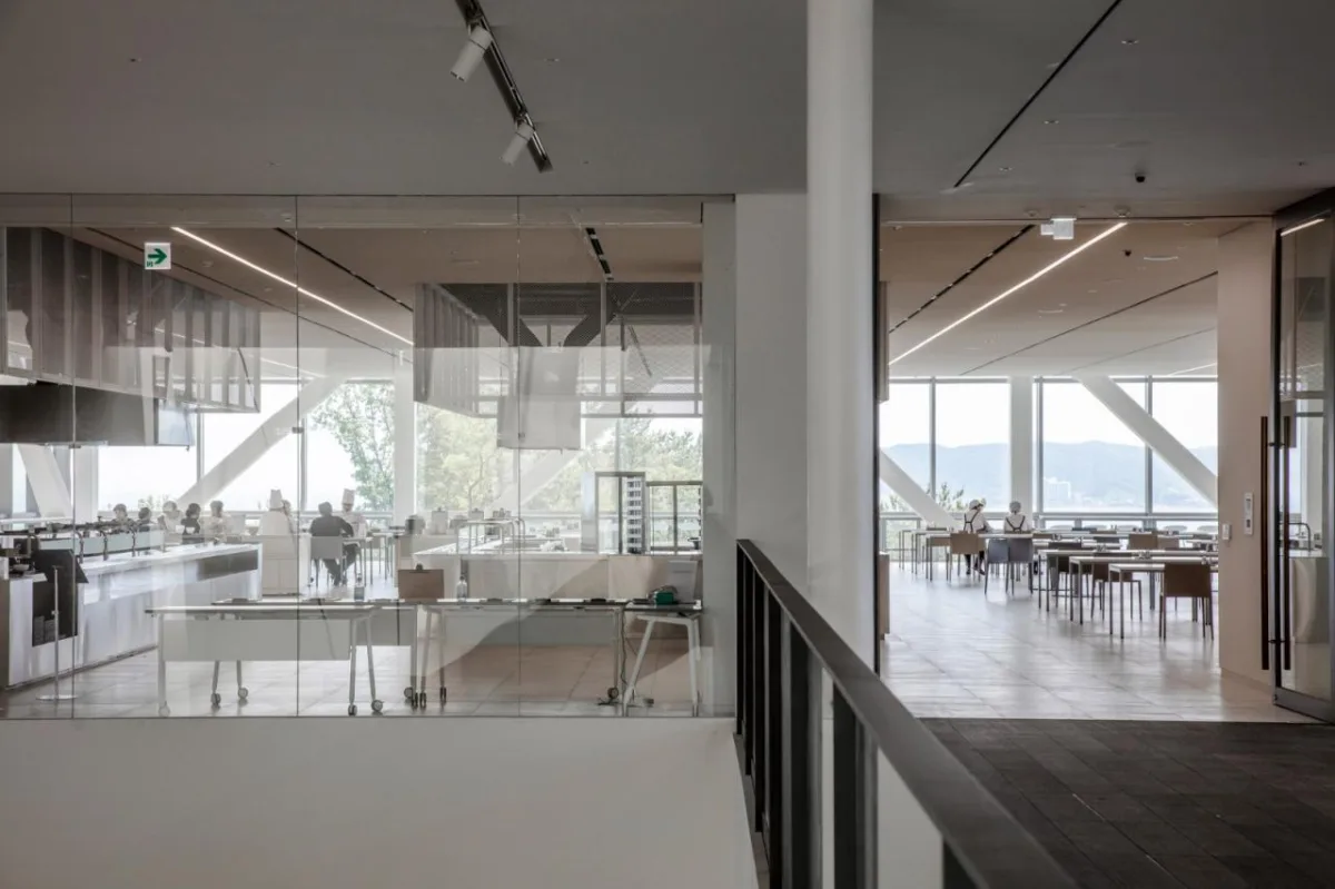 BIM建筑|韩国现代集团全球合作伙伴中心+庆州大学校园区 / Hyunjun Mihn + mp_art architects