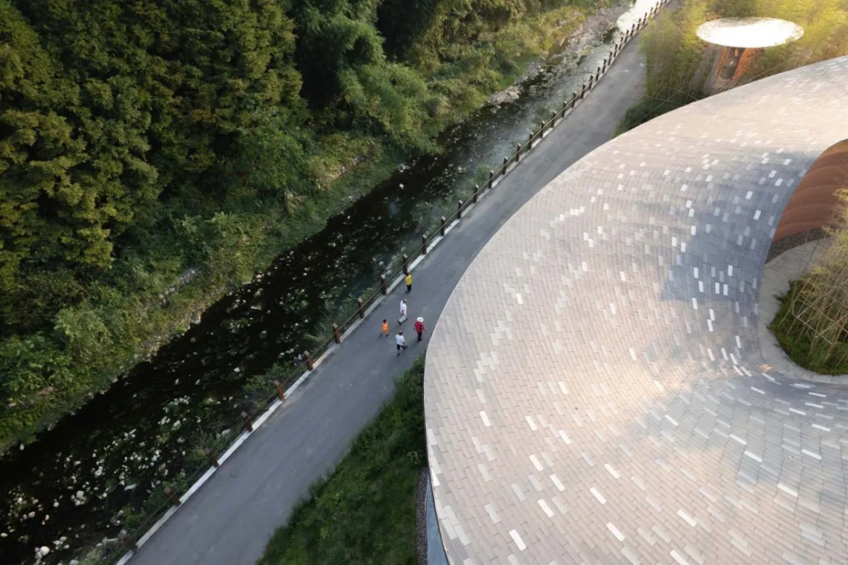 BIM建筑|柒村艺术设计中心 / 时地建筑