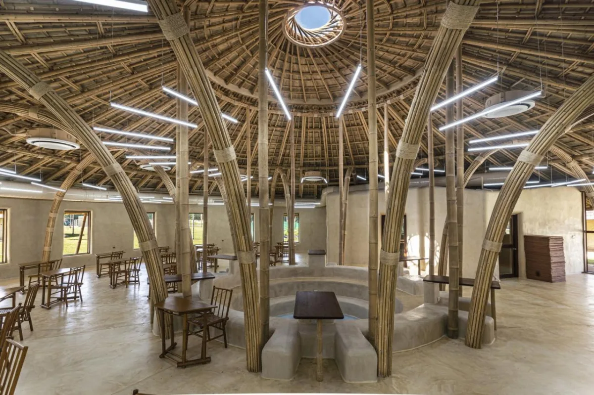 BIM建筑|竹结构建筑，Panyaden 中学图书馆 / Chiangmai Life Architects