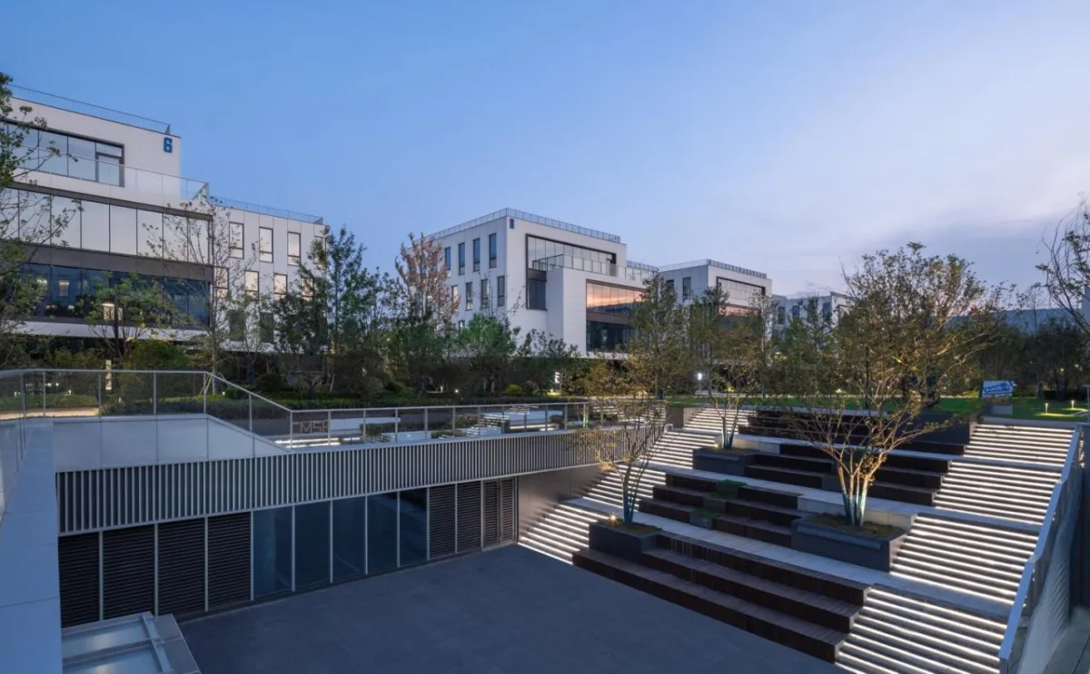BIM建筑|南京紫金山麓首个AI人工智能产业载体 / 三益中国