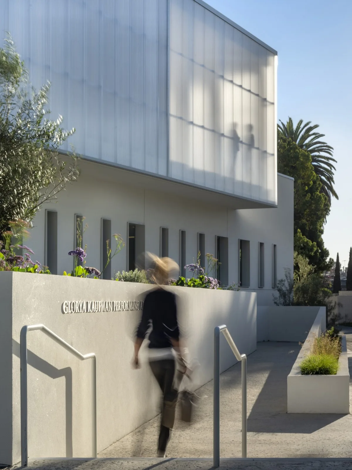 BIM建筑|Glorya Kaufman 表演艺术中心 / AUX Architecture