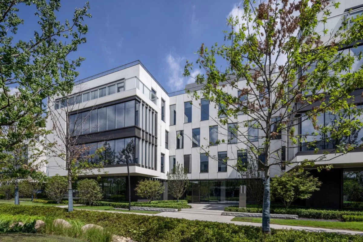 BIM建筑|南京紫金山麓首个AI人工智能产业载体 / 三益中国