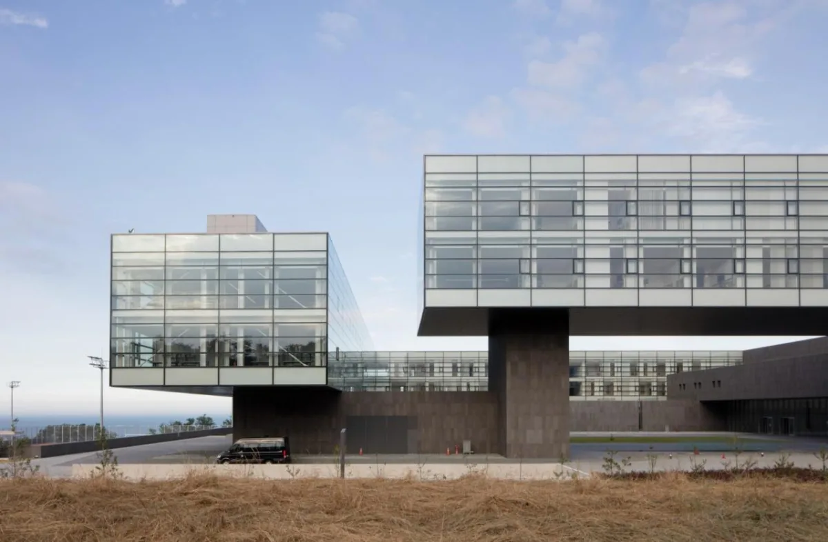 BIM建筑|韩国现代集团全球合作伙伴中心+庆州大学校园区 / Hyunjun Mihn + mp_art architects