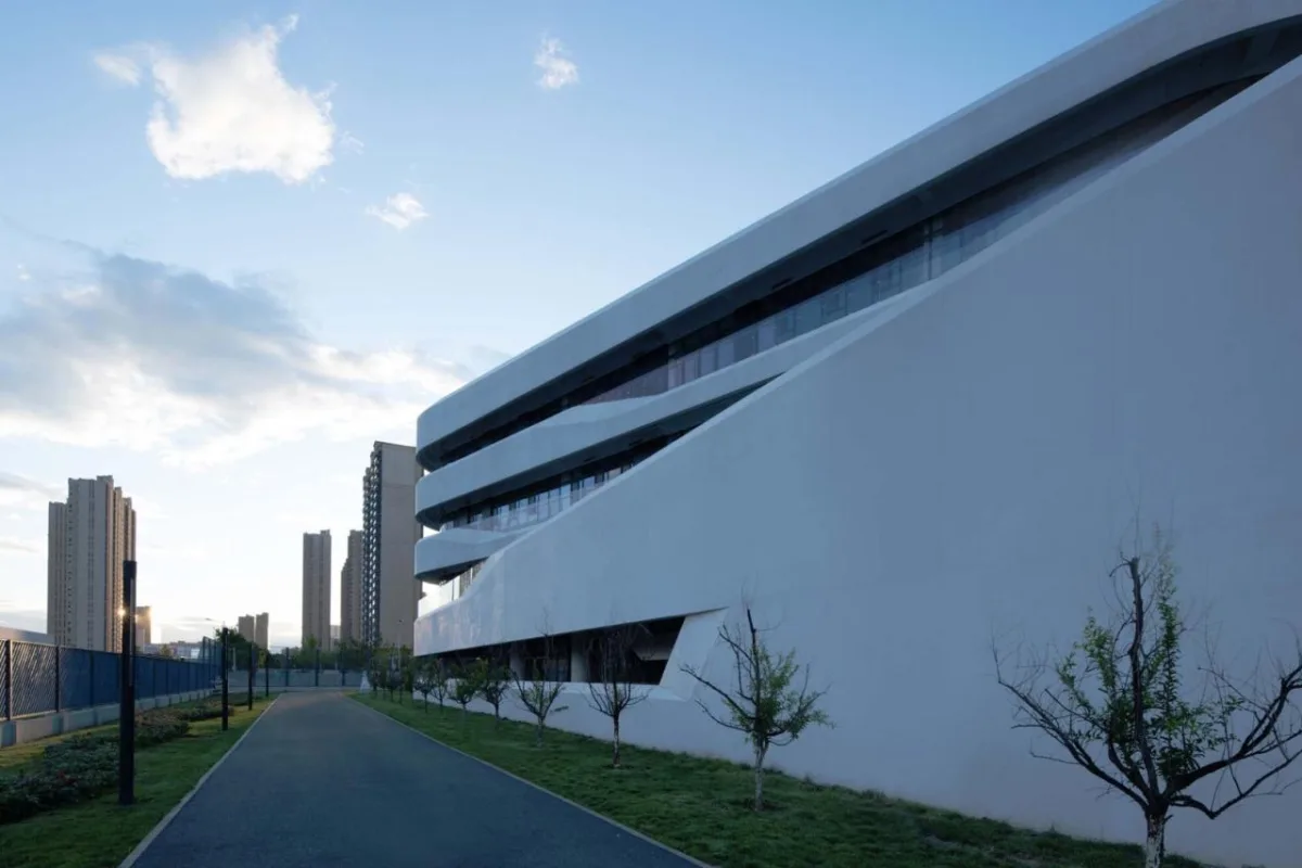 BIM建筑|清华大学附属中学广华学校 / 北京市建筑设计研究院
