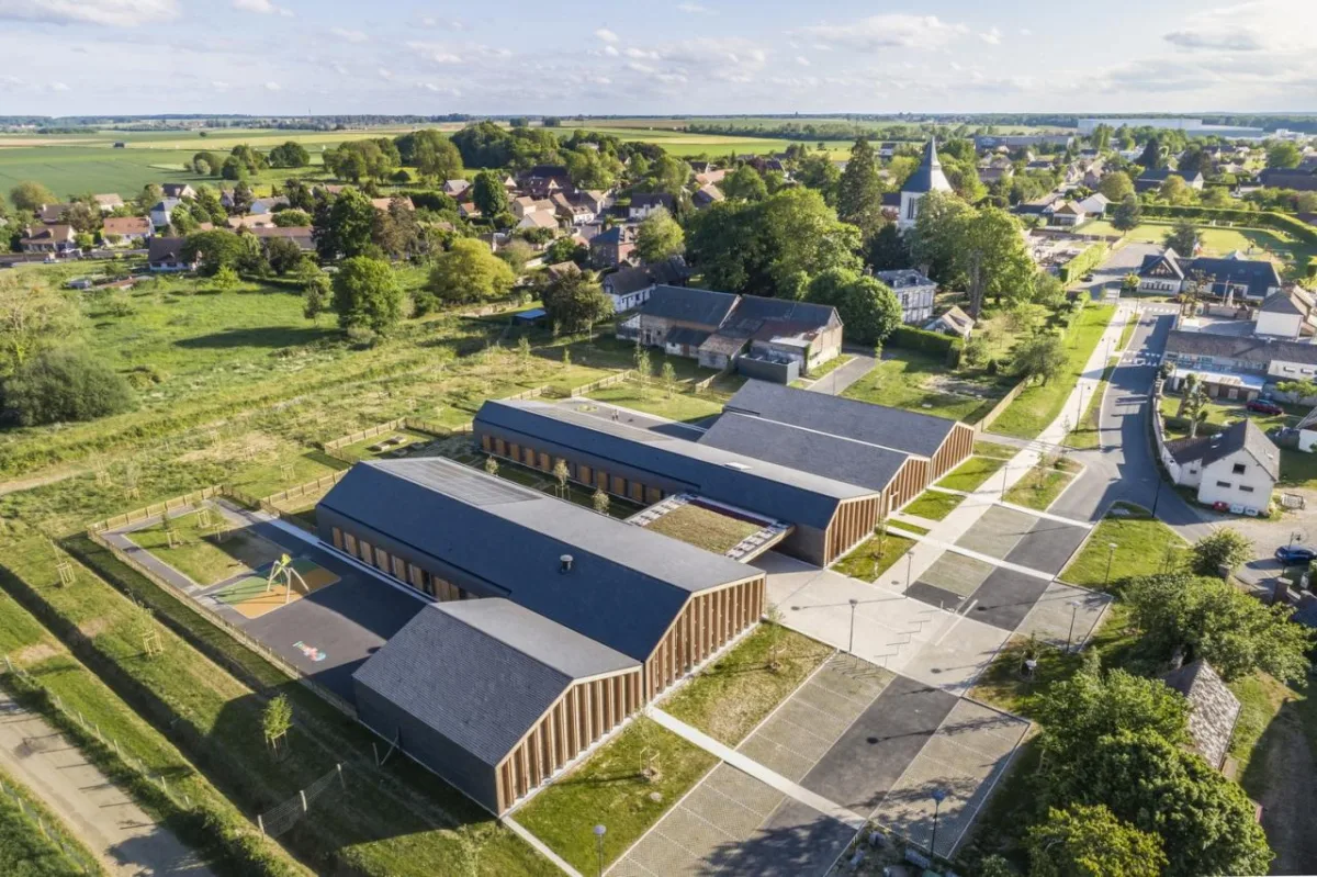 BIM建筑|Les Coteaux Fleuris 学校 / HEMAA Architectes + Hesters Oyon