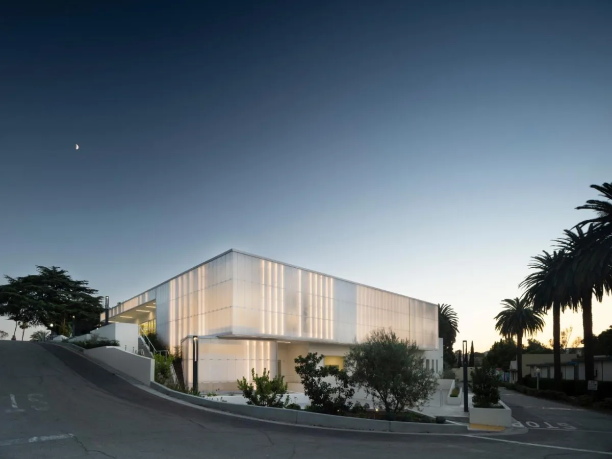 BIM建筑|Glorya Kaufman 表演艺术中心 / AUX Architecture