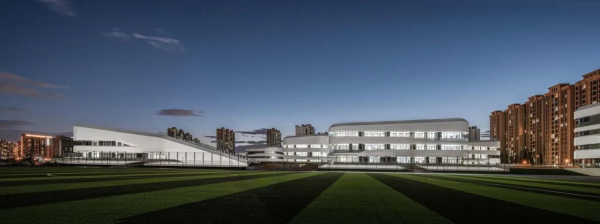 BIM建筑|清华大学附属中学广华学校 / 北京市建筑设计研究院