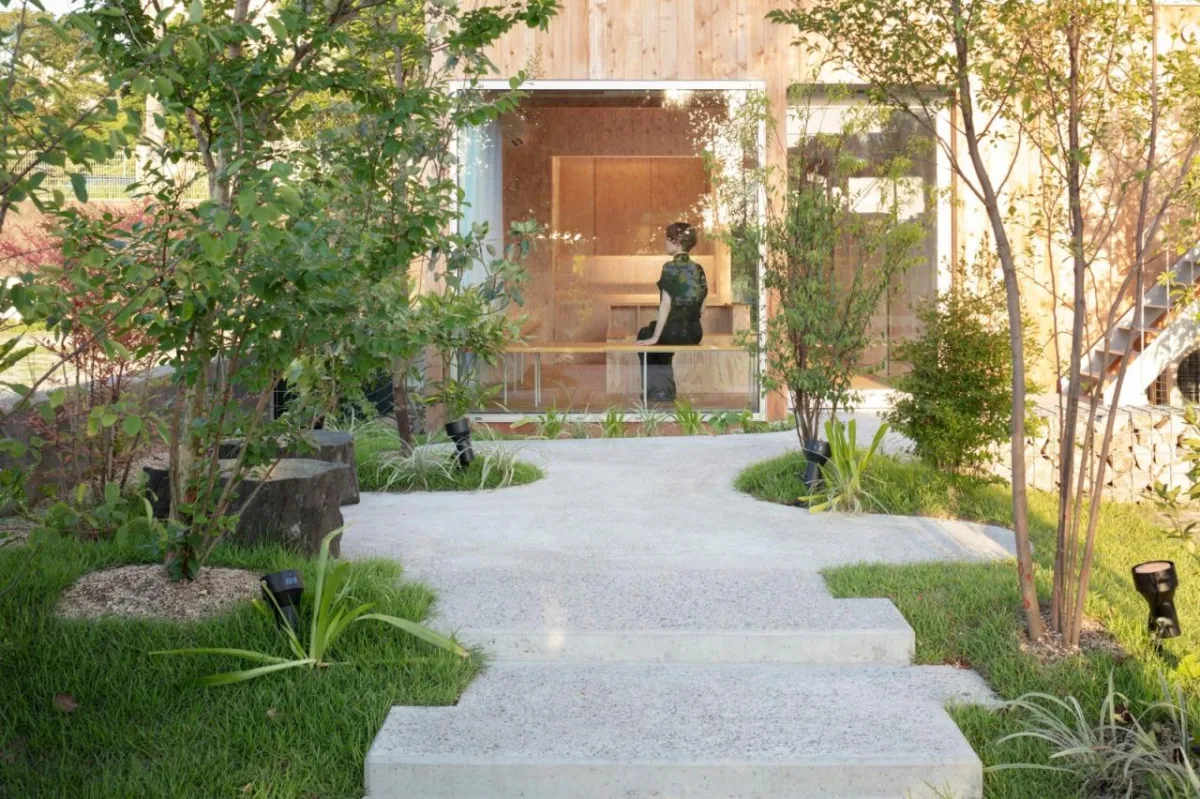 BIM建筑|森林中的牙医诊所 / YYA / Yusuke Yoshino Architects