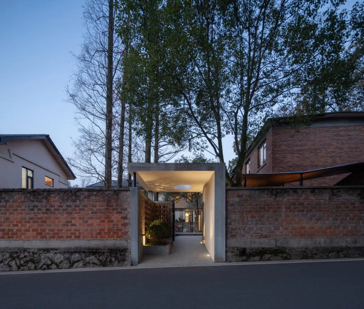 BIM建筑|龙游溪口镇乡村未来社区圃舍·溪口共享民宿 / 上海严旸建筑设计工作室