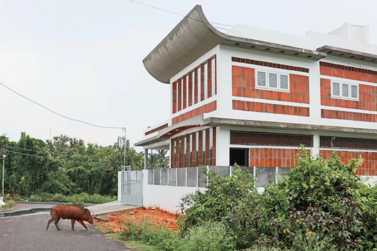 BIM建筑|印度 Coimbatore 修行中心 / Masonry of Architects