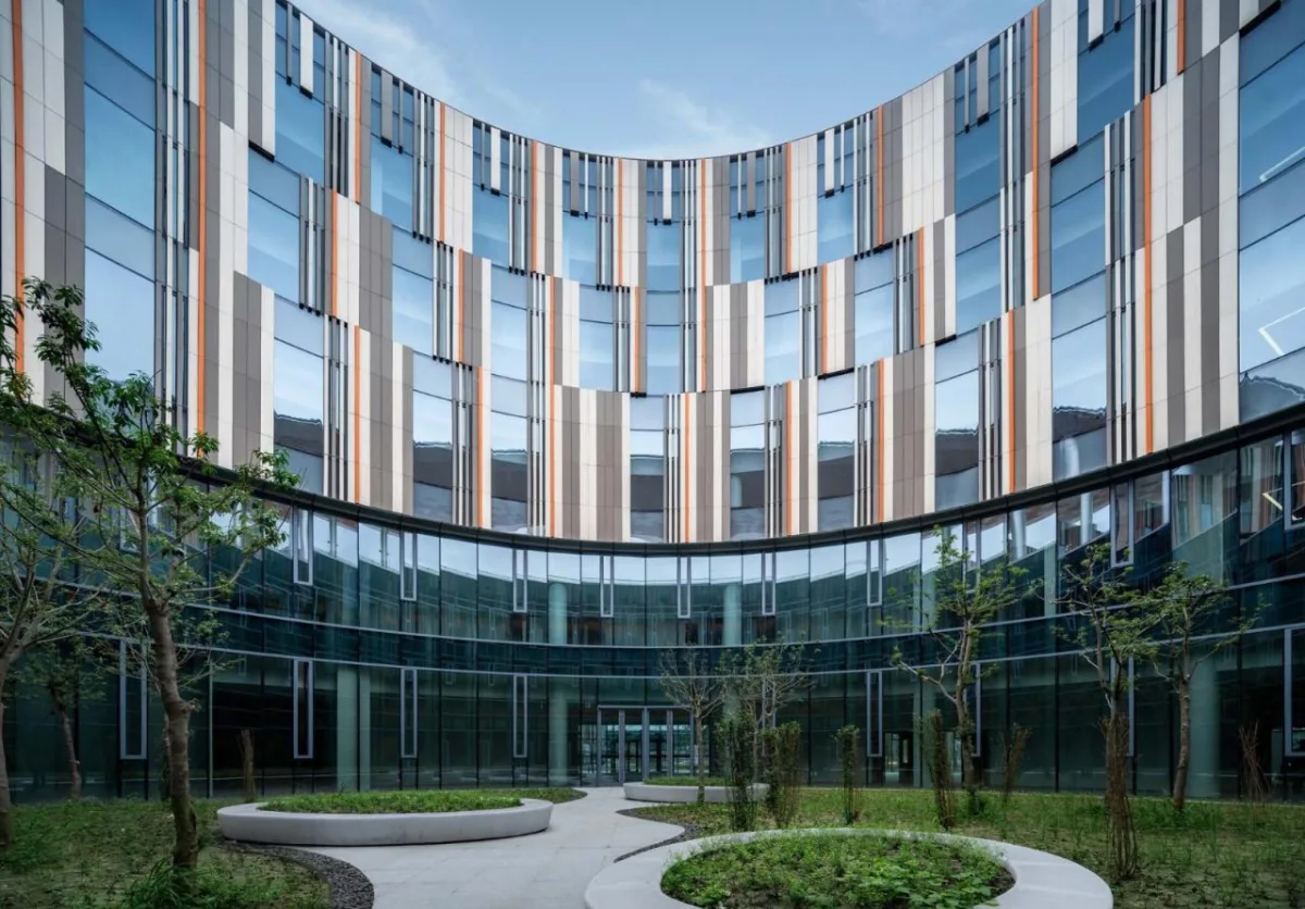 BIM建筑|西交利物浦大学太仓校区 / HPP Architects