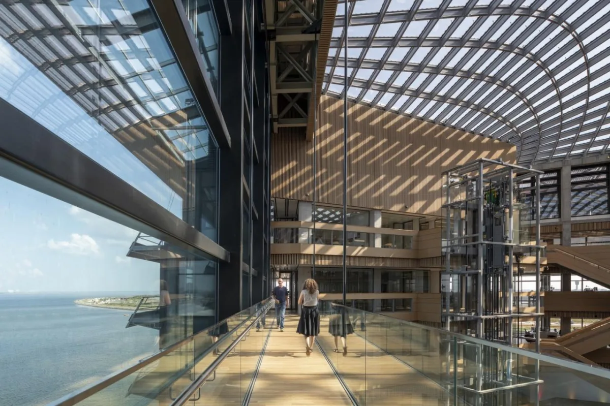 BIM建筑|辉凌制药总部 / Foster + Partners