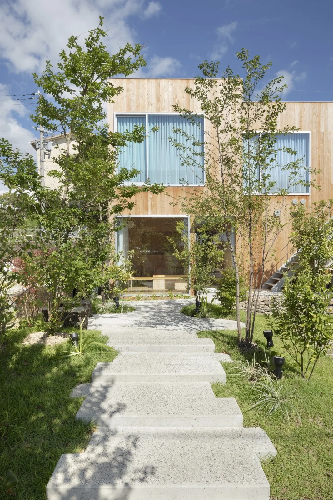 BIM建筑|森林中的牙医诊所 / YYA / Yusuke Yoshino Architects