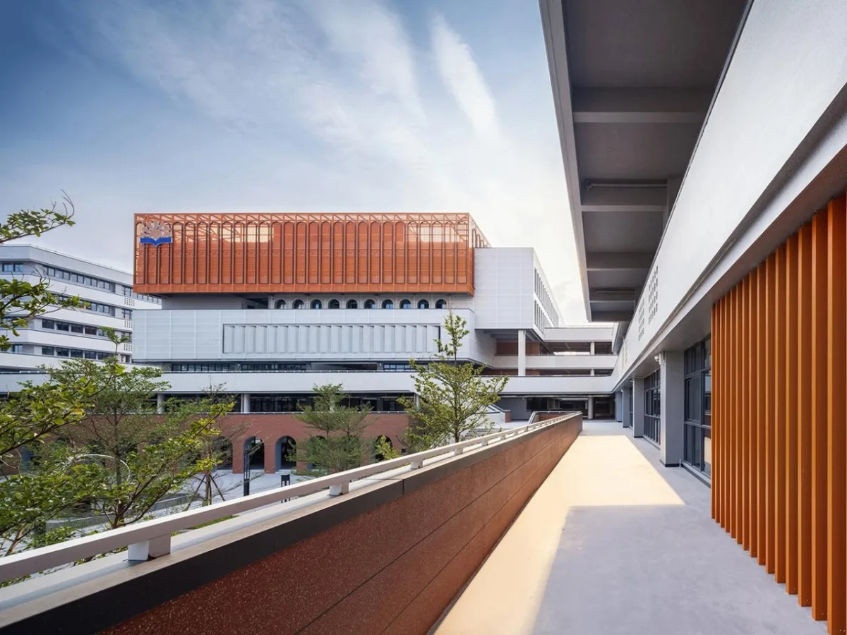 BIM建筑|台山市广旭实验学校 / 象外营造工作室