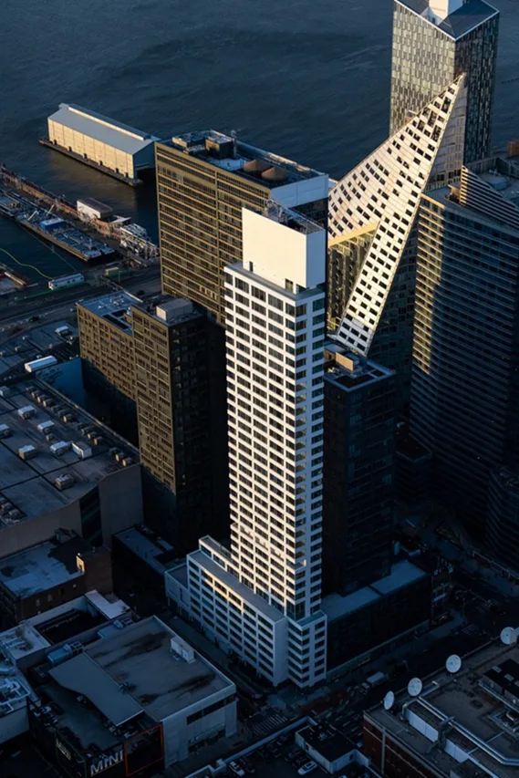 BIM建筑|西扎在曼哈顿完成石灰石覆盖的摩天大楼