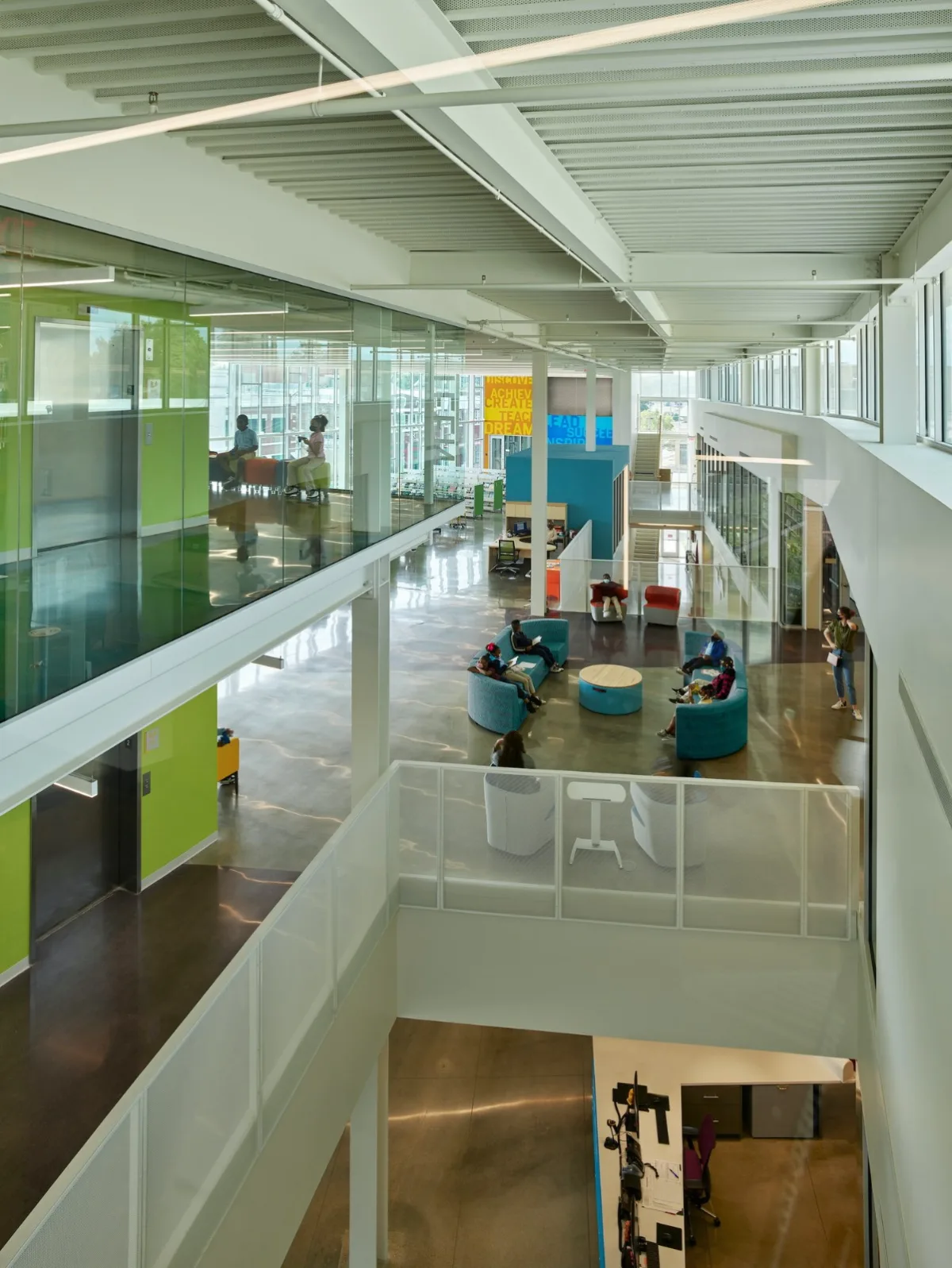 BIM建筑|派恩布拉夫总图书馆 / Polk Stanley Wilcox Architects