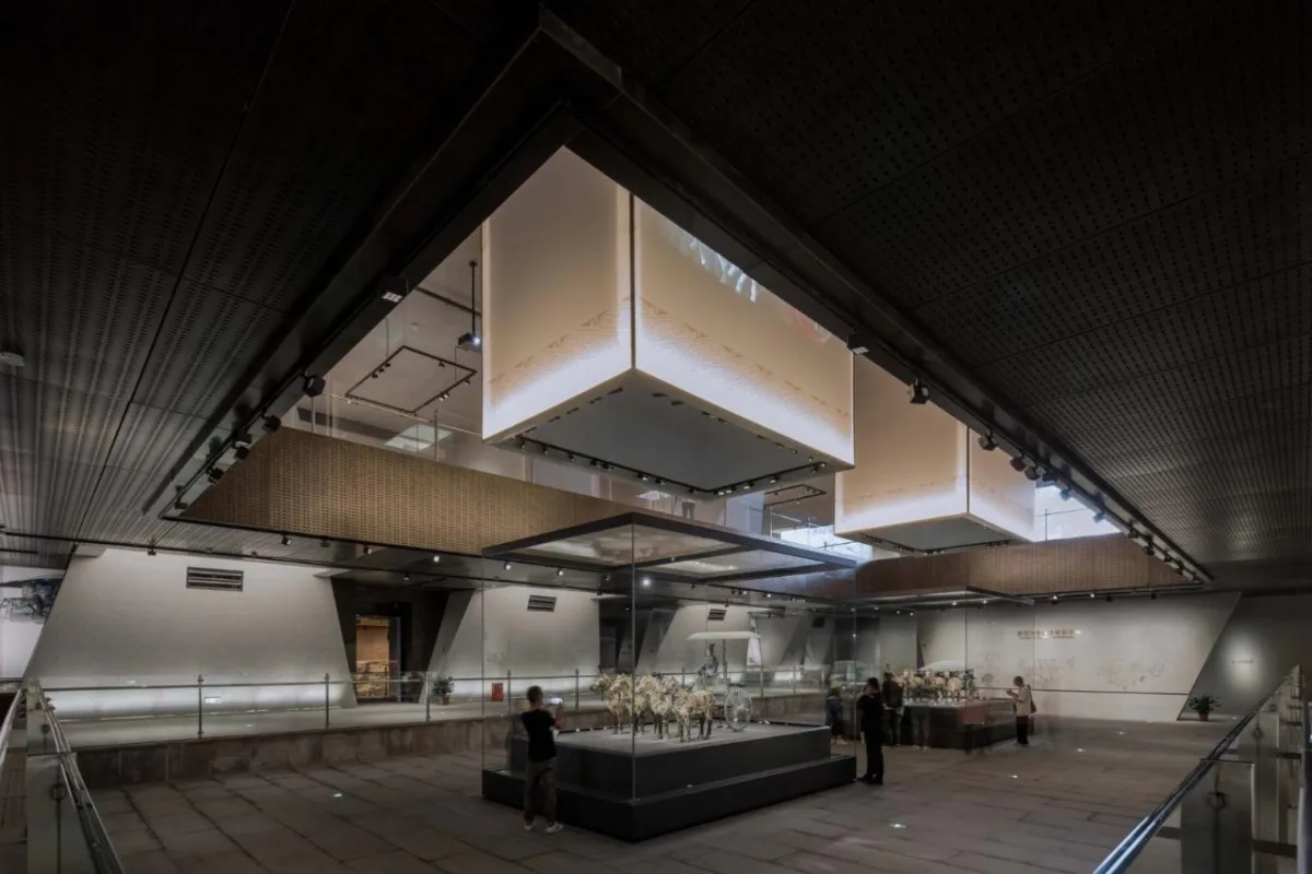 BIM建筑|西安秦始皇帝陵博物院铜车马博物馆 / 止境设计工作室