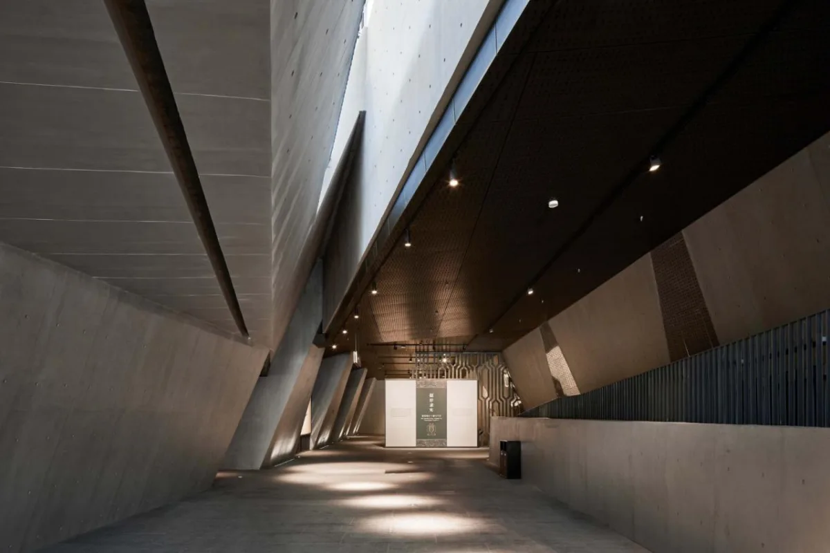 BIM建筑|西安秦始皇帝陵博物院铜车马博物馆 / 止境设计工作室