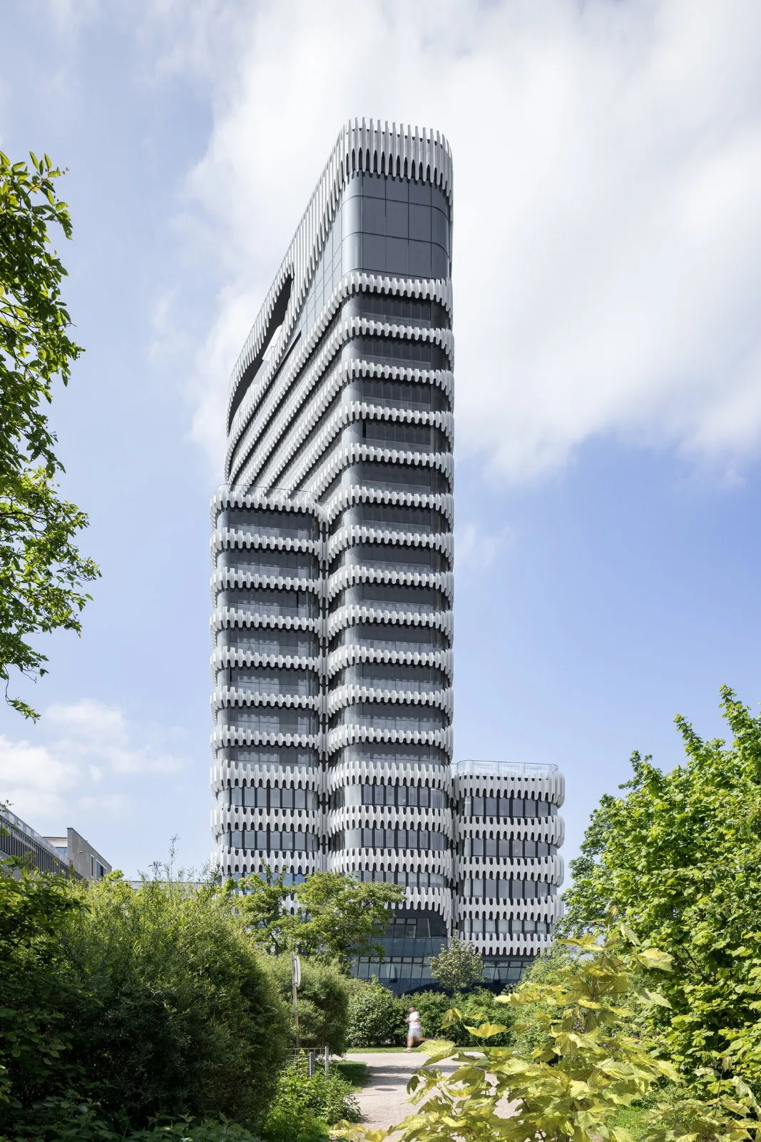 BIM建筑|RKM740“拉链” 塔楼 / J. Mayer H. Architects