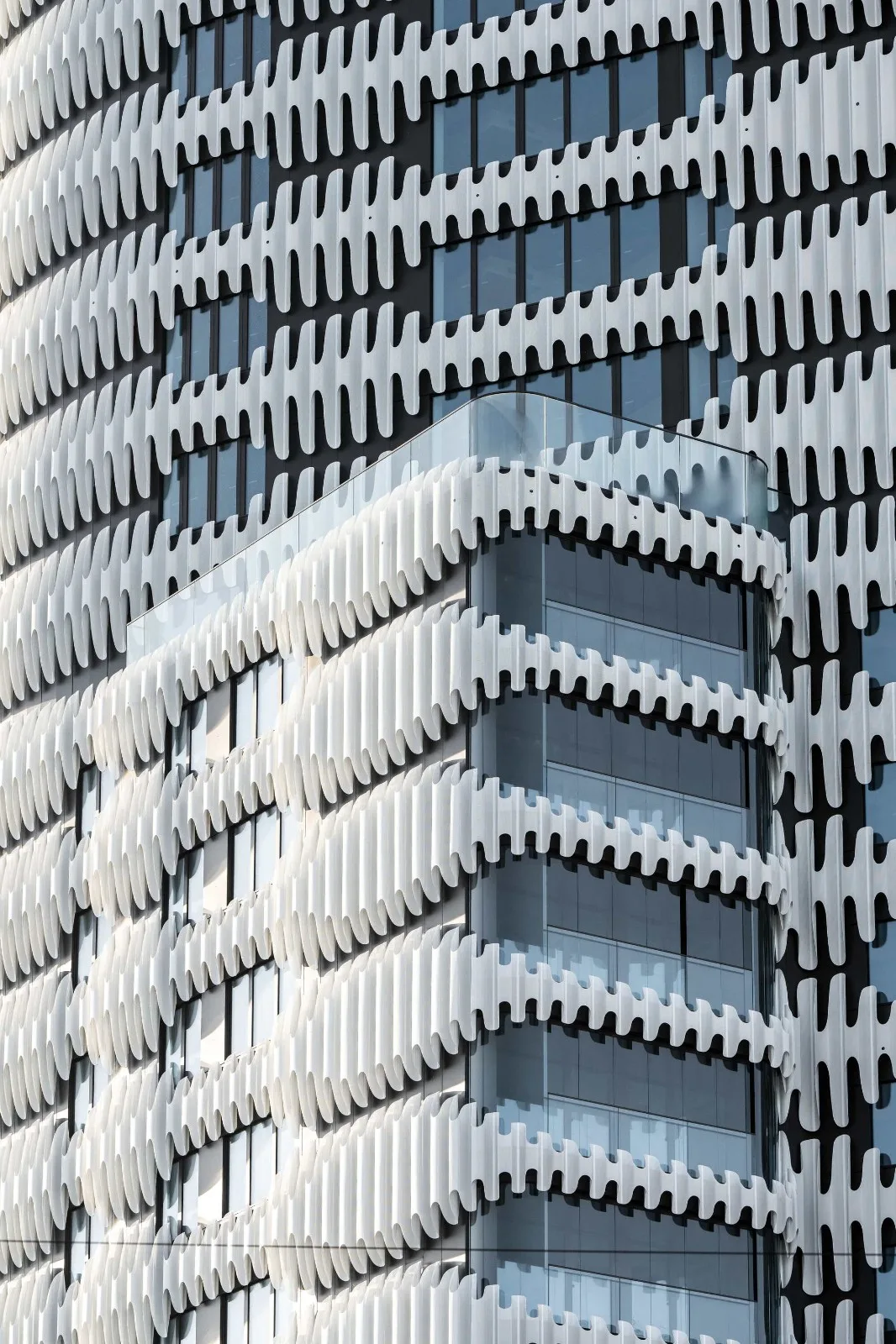 BIM建筑|RKM740“拉链” 塔楼 / J. Mayer H. Architects