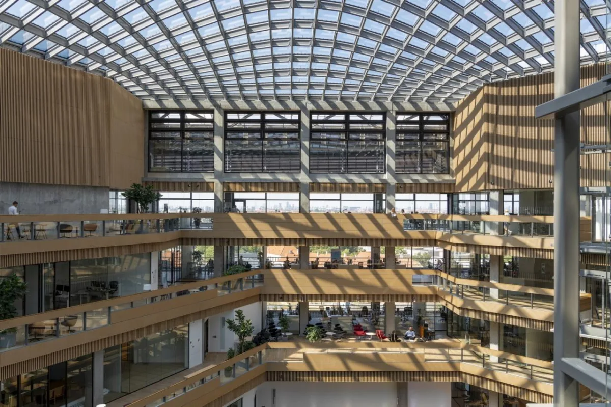 BIM建筑|辉凌制药总部 / Foster + Partners