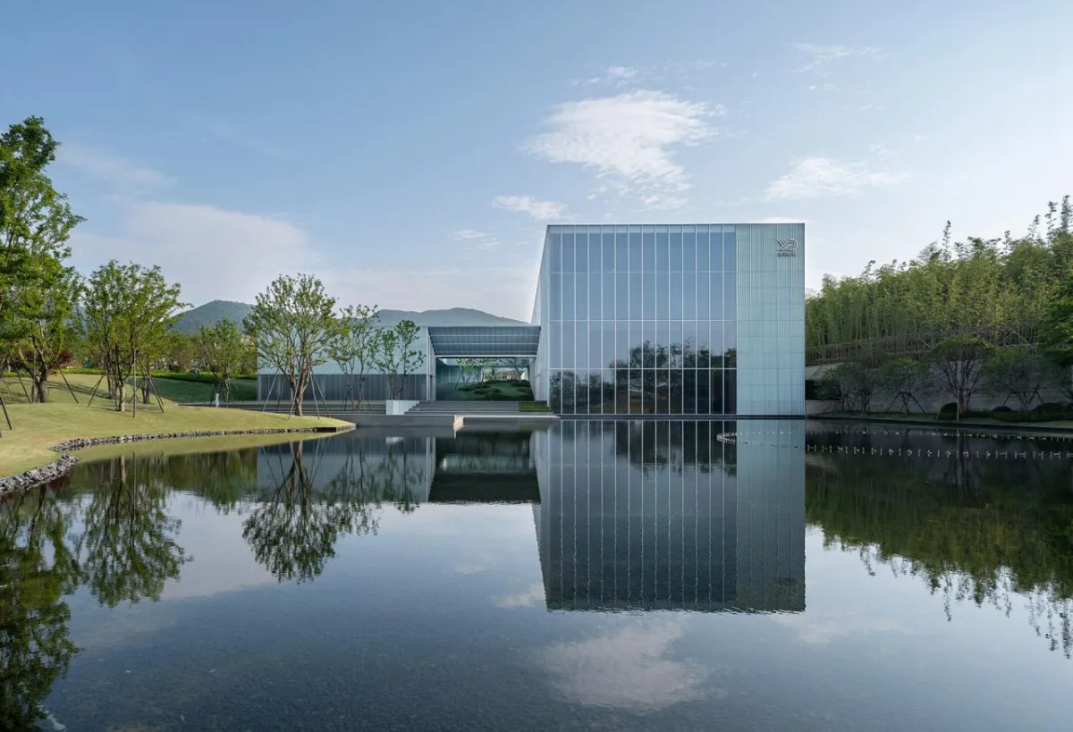 BIM建筑|雅达剧院：山林与舞台 / goa大象设计