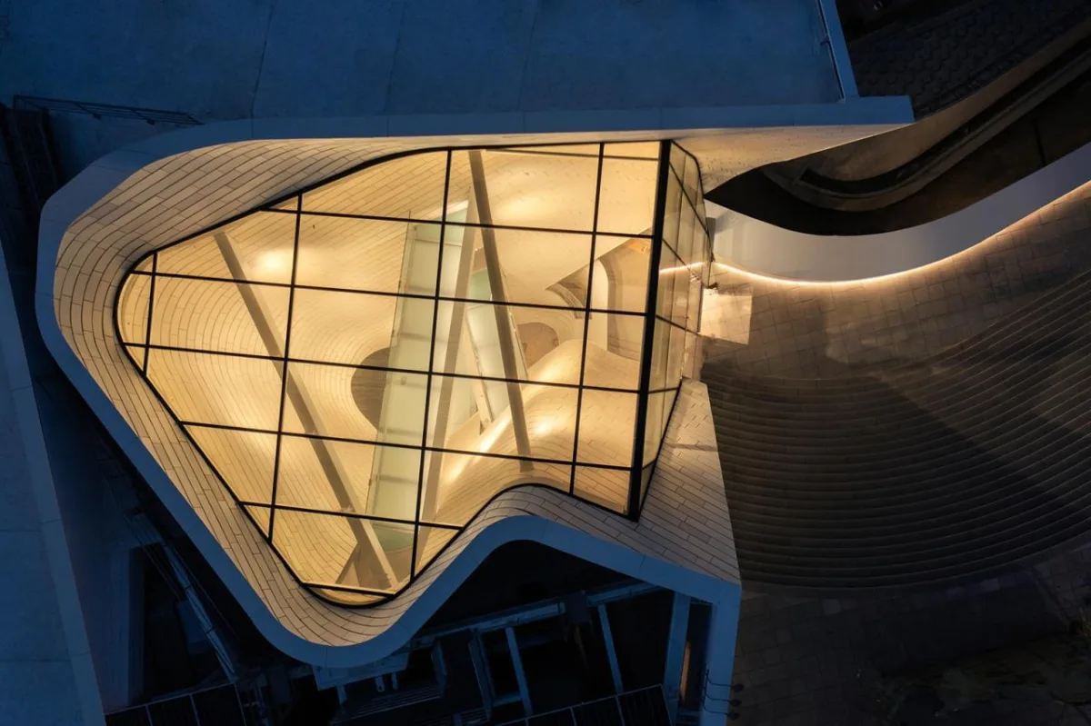 BIM建筑|美国加州橙县艺术博物馆 / Morphosis