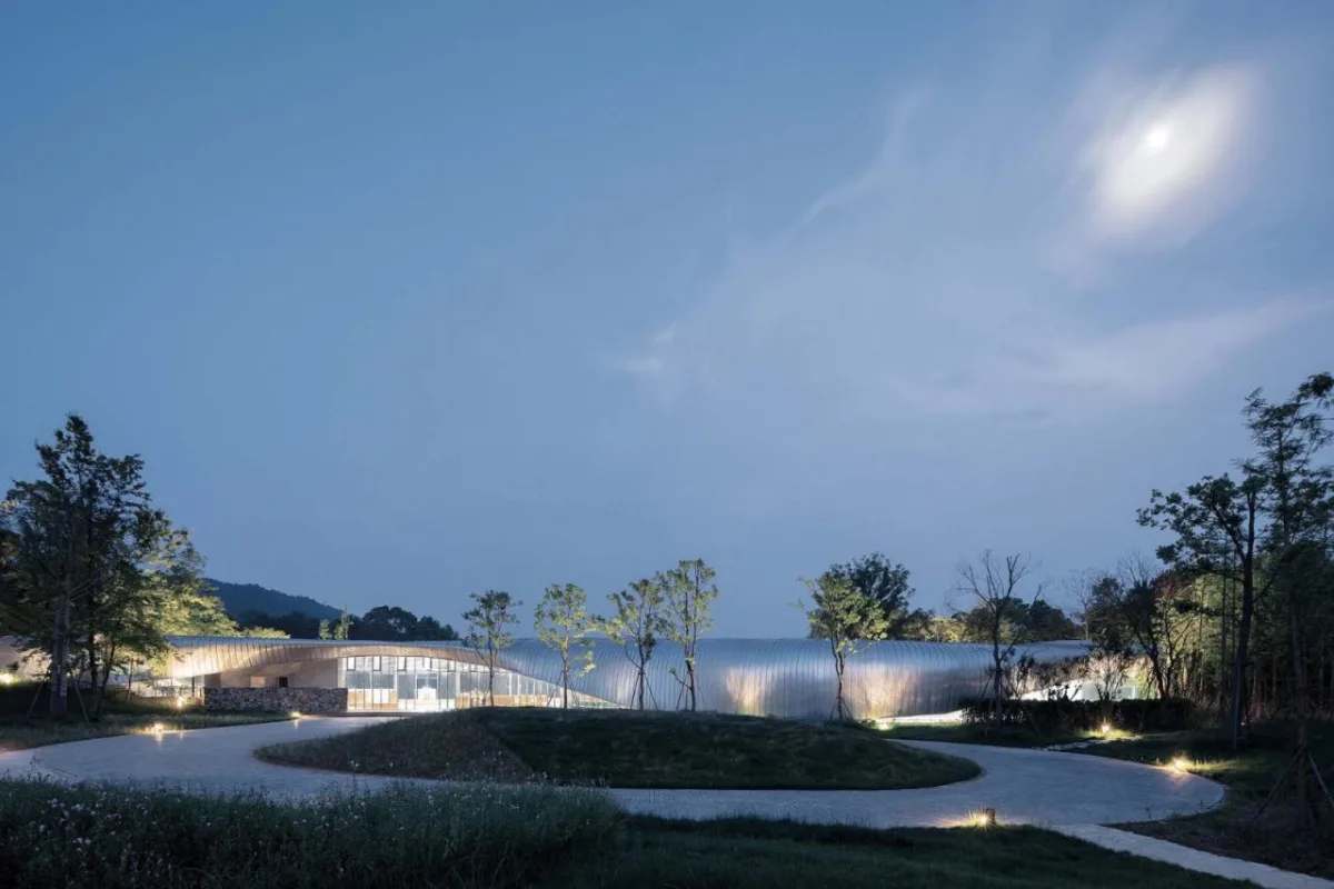 BIM建筑|新余树蛙自然体验中心 / 度向建筑